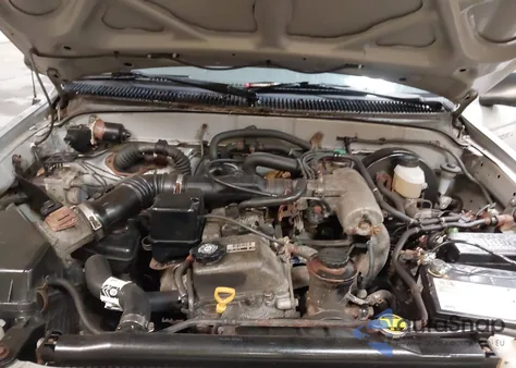 2003 Toyota Tacoma from USA, damaged, VIN 5TEWM72N13Z152082